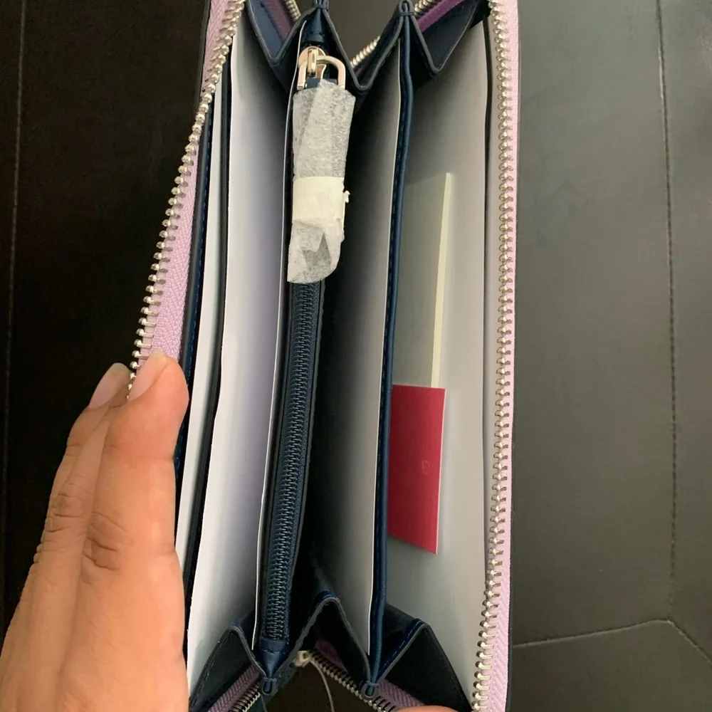 kate spade spade attached compartments